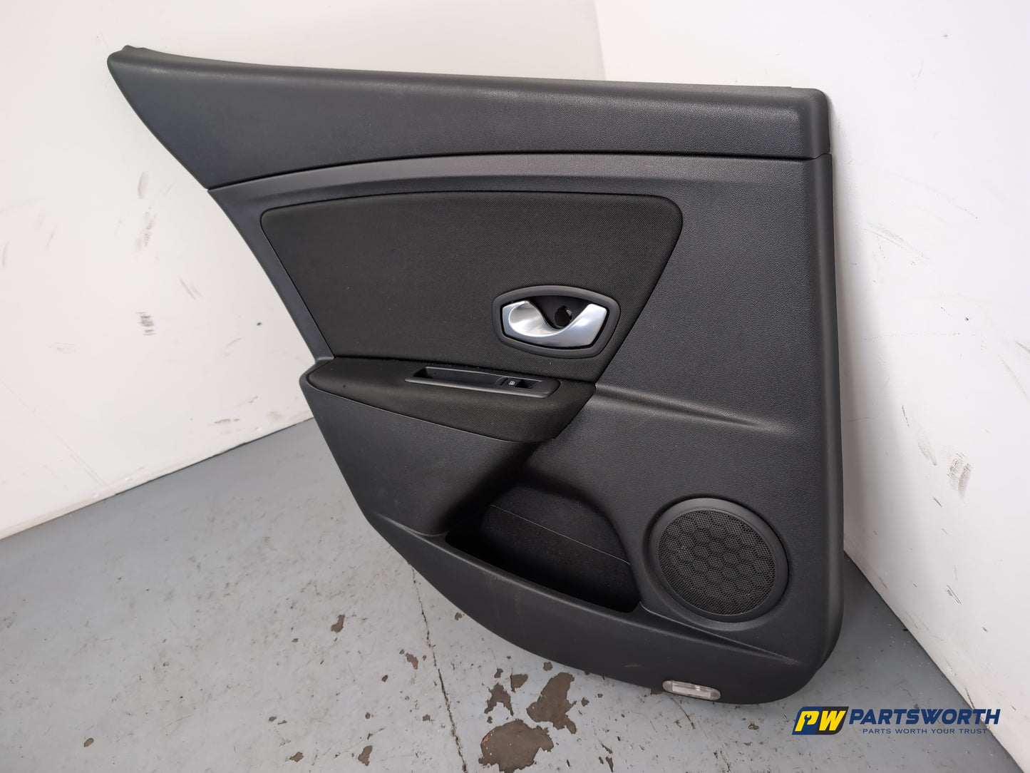 Renault Megane Expression Vvt 110 Rear Left Door Card 2008-2015 - photo 2