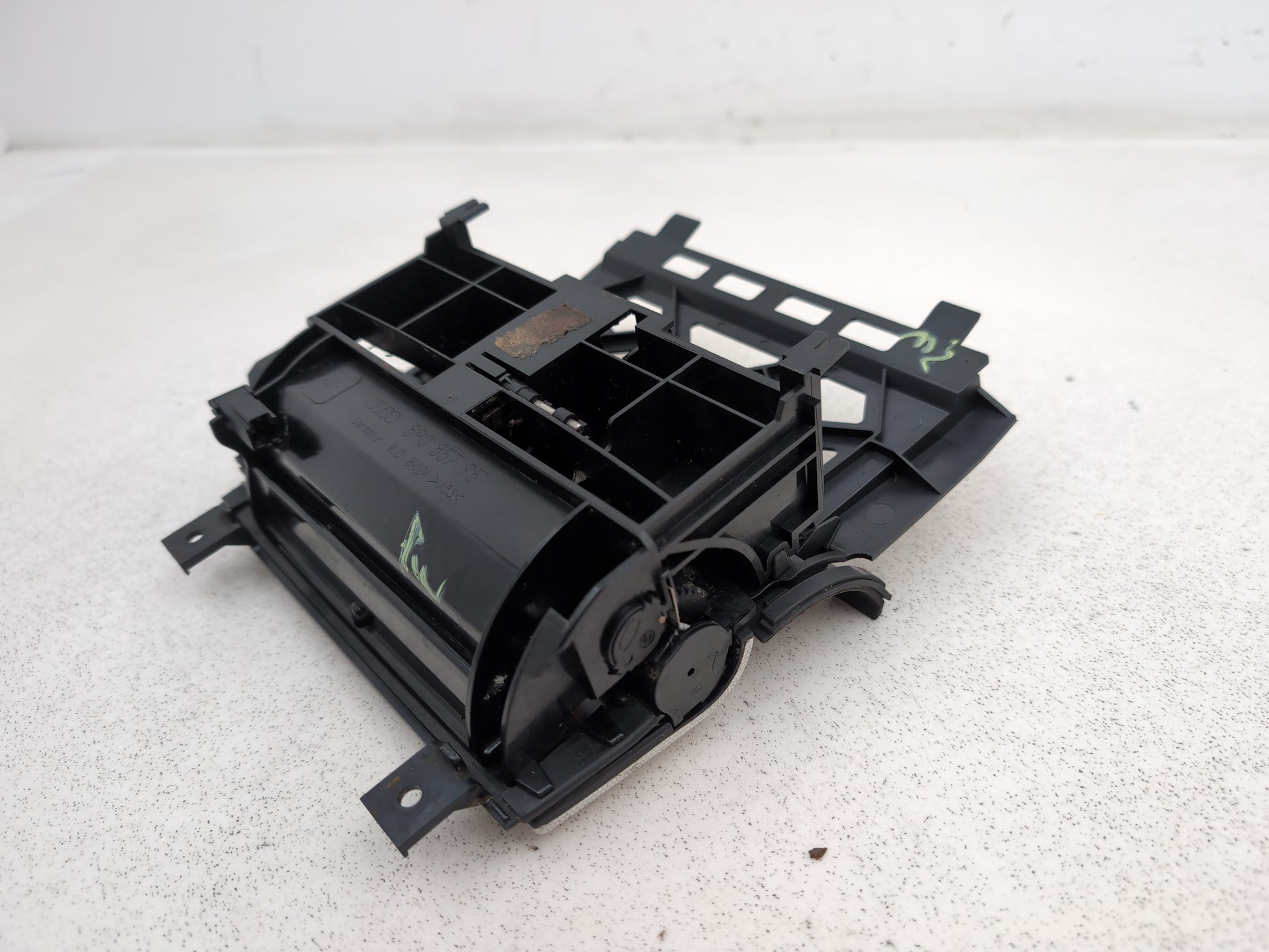 Audi A3 Sport Tfsi Ashtray Centre Console 8p0857951 2003-2015 - photo 8