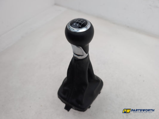 Audi A3 Sport Tfsi Gear Lever Gaiter And Knob 8p0863279a 2003-2015 - photo 2