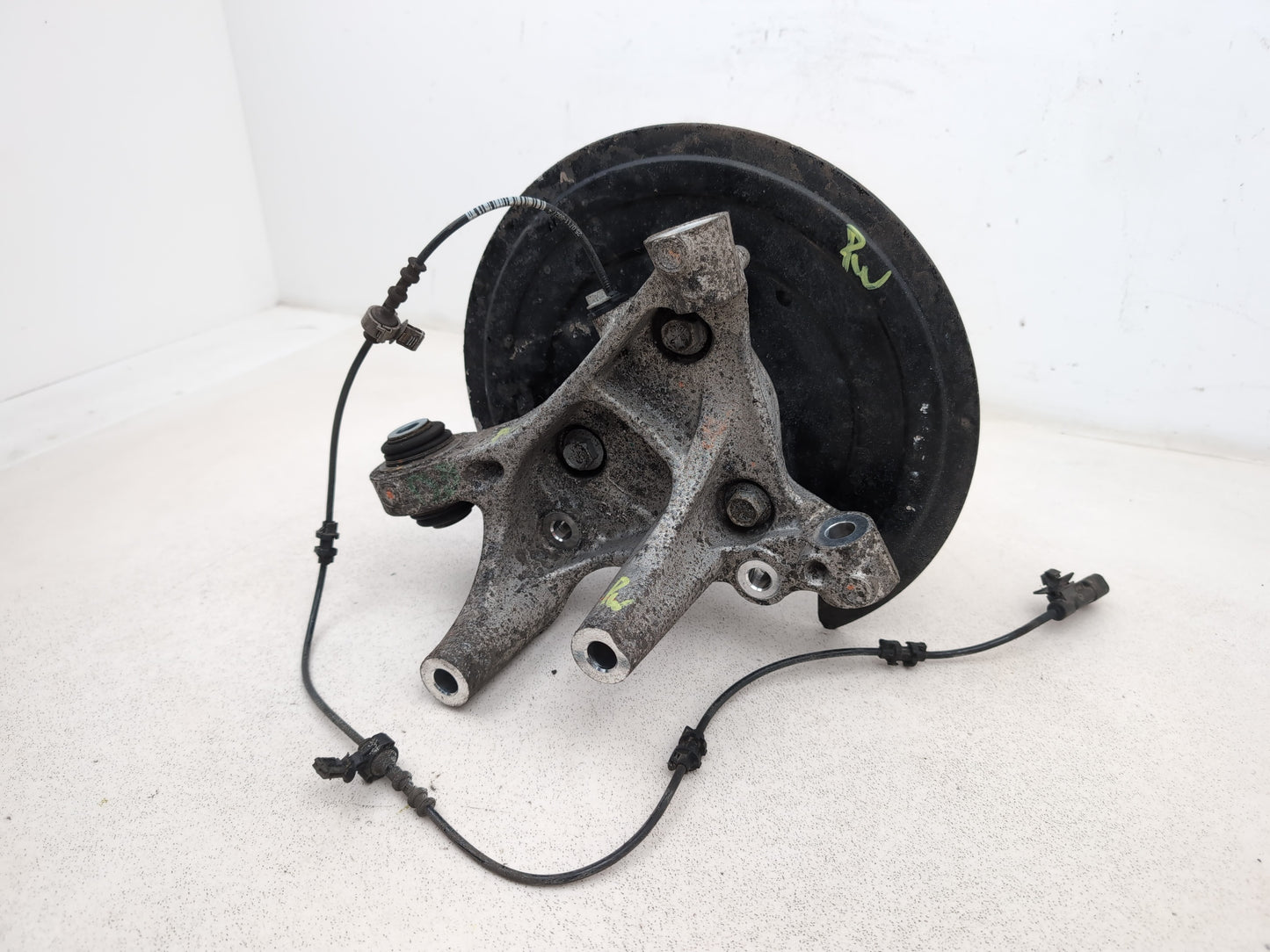 Vauxhall Insignia Sri Vx-Line Nav Wheel Hub Rear Lh Passenger Side 2017-2026 - photo 2