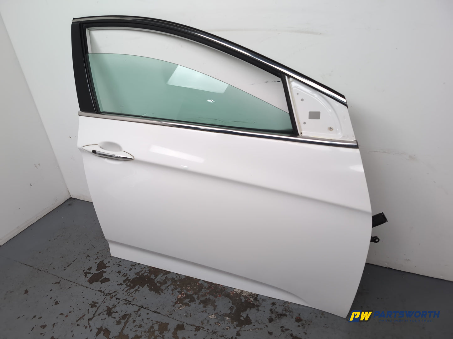 Hyundai I40 Vf Saloon/Estate Door Front Rh Driver Side White Pw6 2011-2019 - photo 2