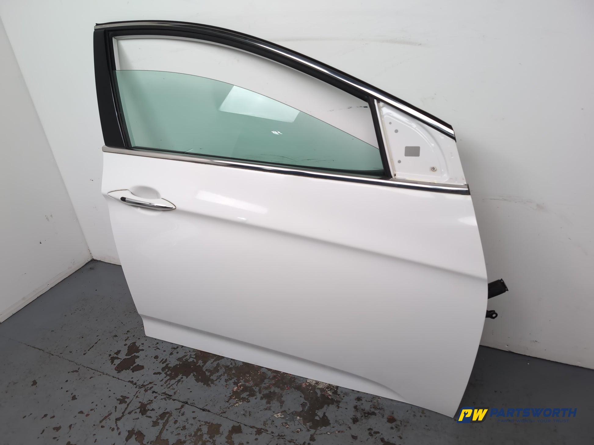 Hyundai I40 Vf Saloon/Estate Door Front Rh Driver Side White Pw6 2011-2019 - photo 2