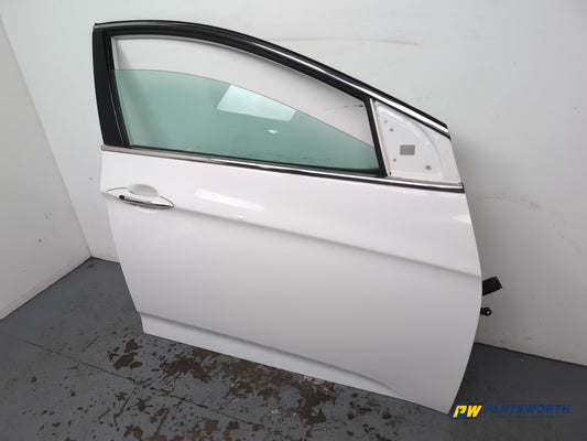 Hyundai I40 Vf Saloon/Estate Door Front Rh Driver Side White Pw6 2011-2019 - photo 2