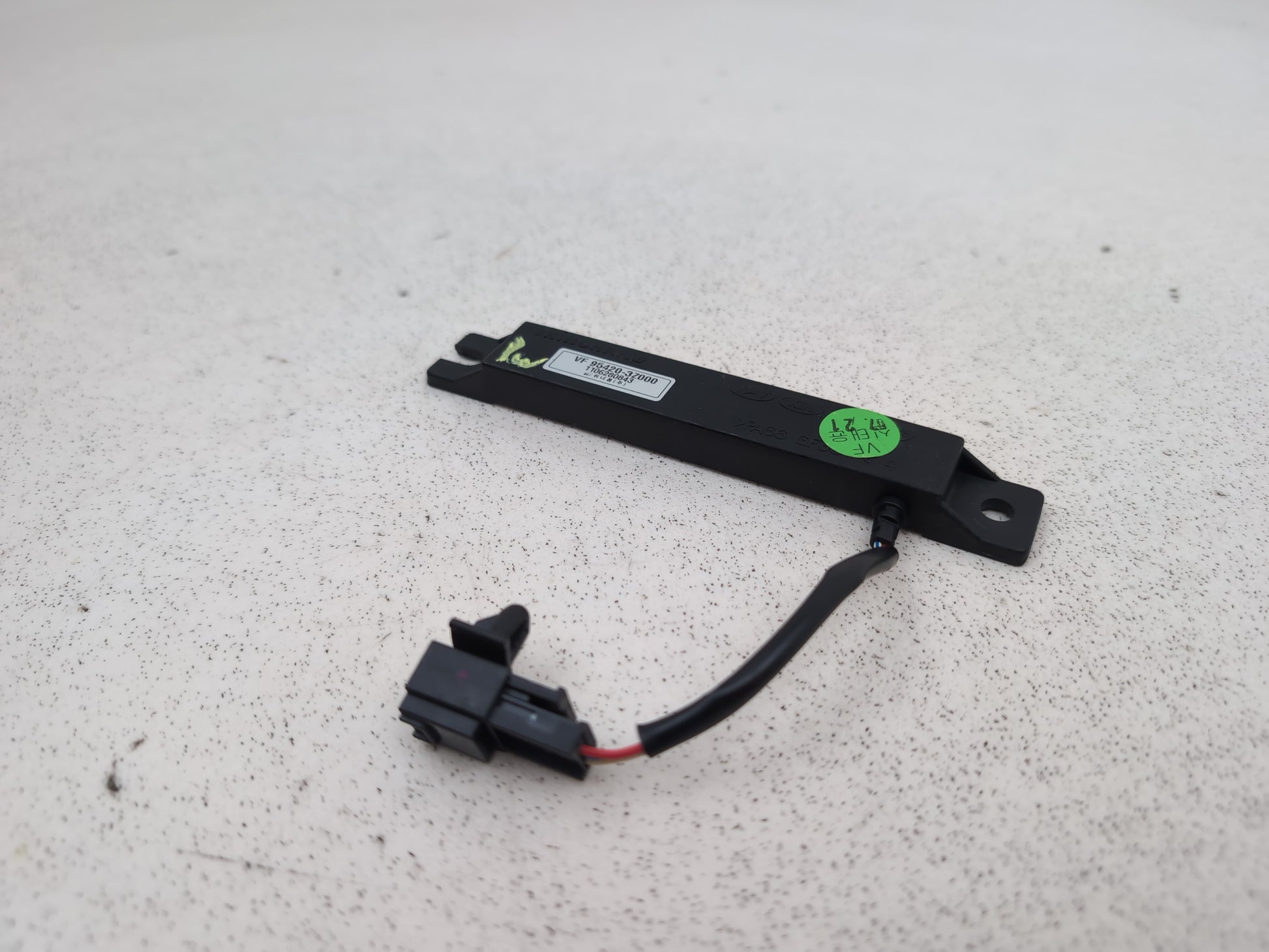 Hyundai I40 Style Crdi 2012 Antenna Amplifier 95420-3z000 - photo 2