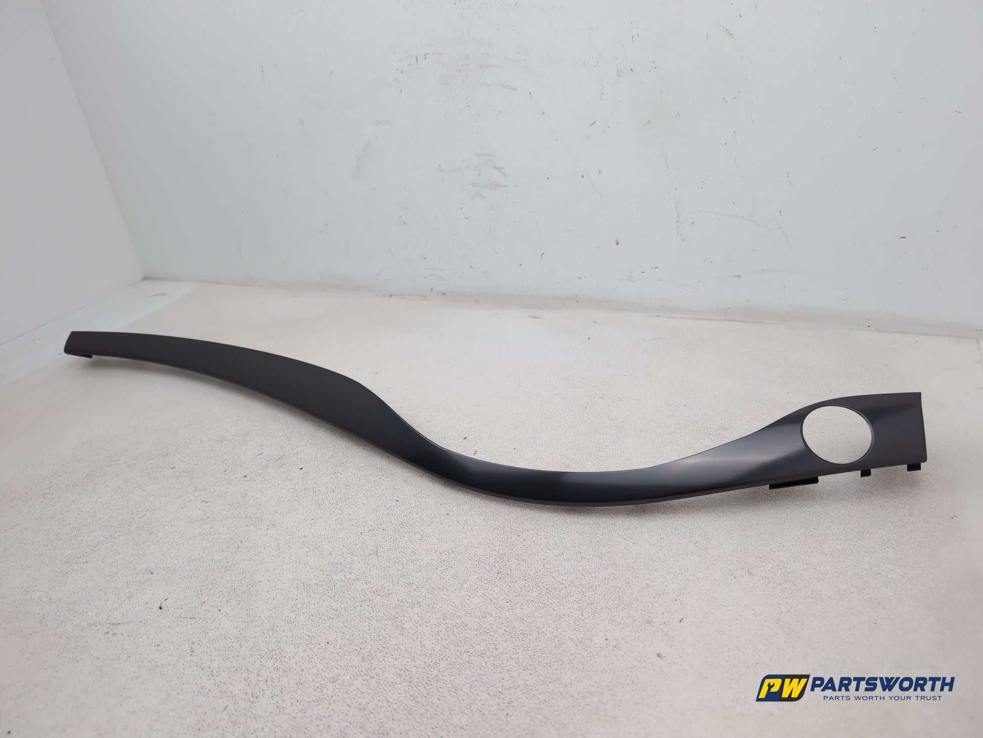 Hyundai I40 Dashboard Trim Panel U09f383810 Mk1 2011-2020d - photo 2