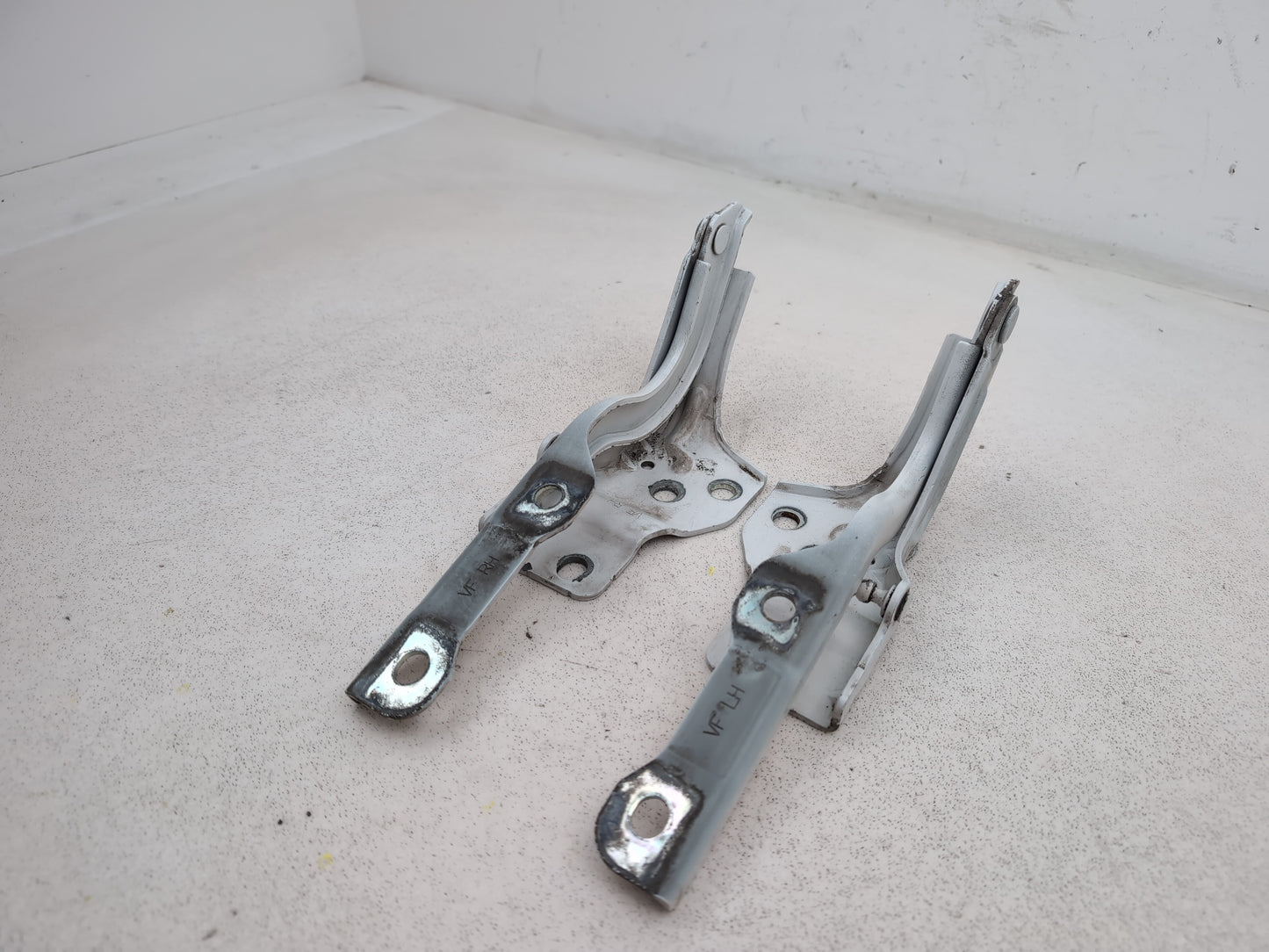 Hyundai I40 Style Crdi Bonnet Hinges Pair White Crystal Pearl Pw6 2011-2019 - photo 2