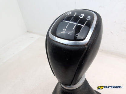 Hyundai I40 Style Crdi Gear Lever Gaiter And Knob 2011-2019 - photo 2