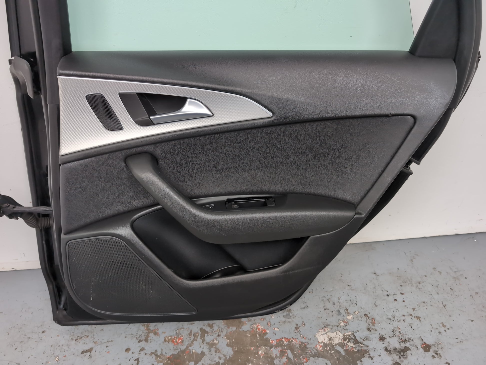 Door Rear RH 11