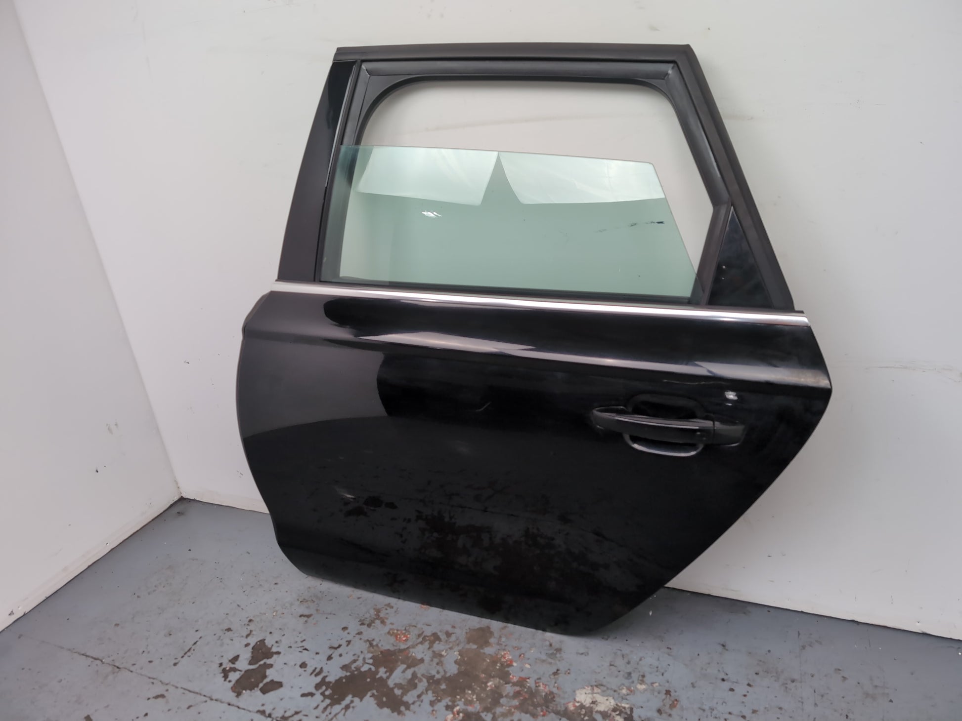 Door Rear LH 2