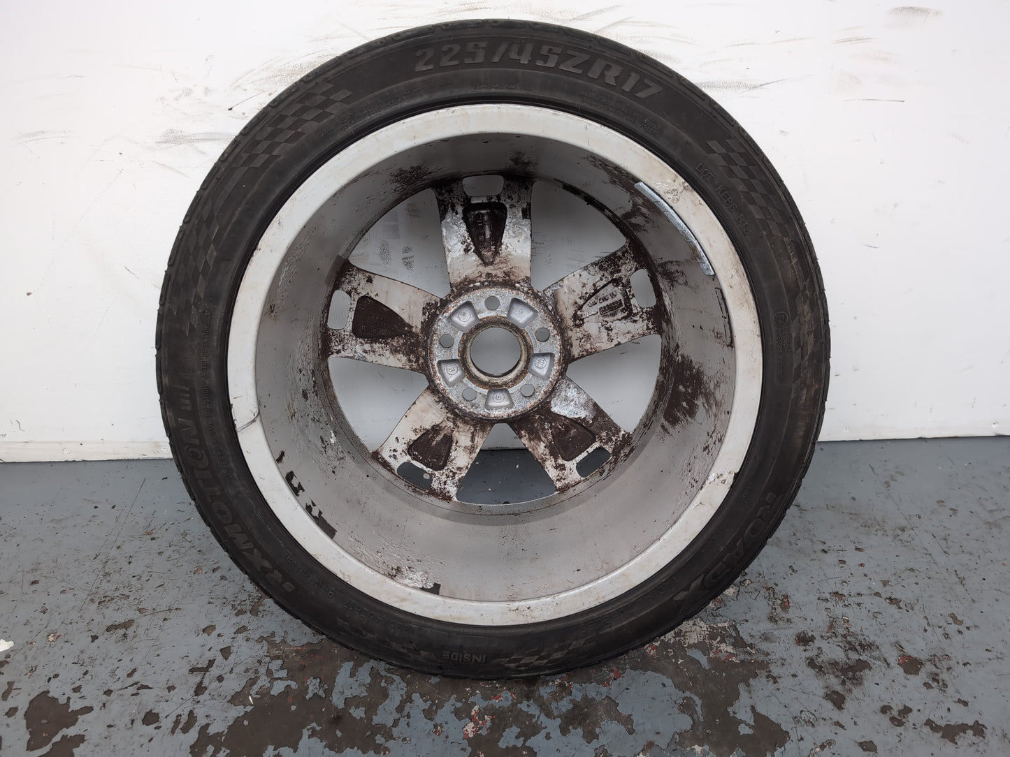 Audi A3 Sport Tfsi Wheel With Tyre 225/45 R17 8p0601025bl - photo 8
