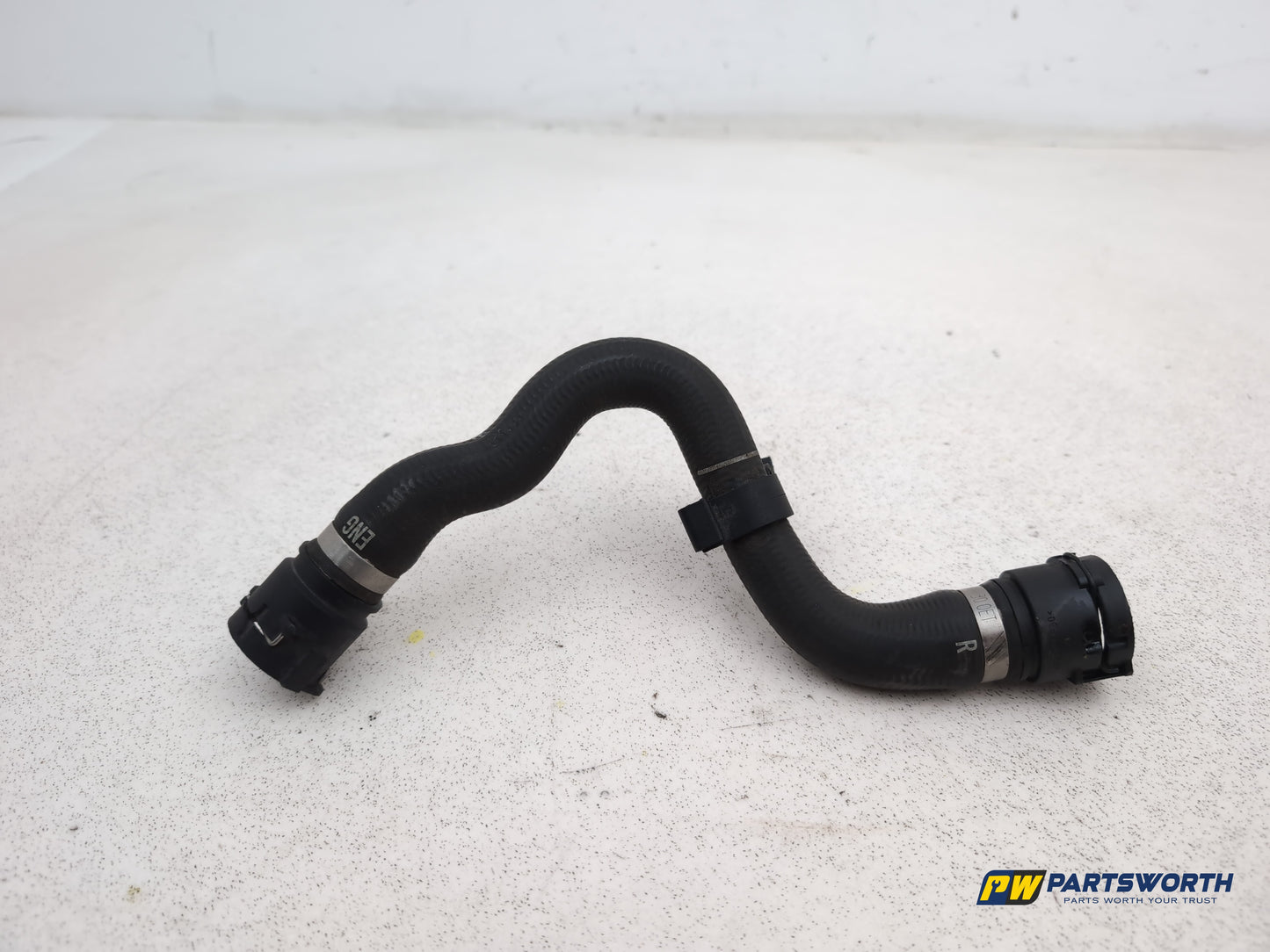 Vauxhall Insignia Sri Vx-Line Engine Water Coolant Pipe Hose 422346486 2017-2026 - photo 2