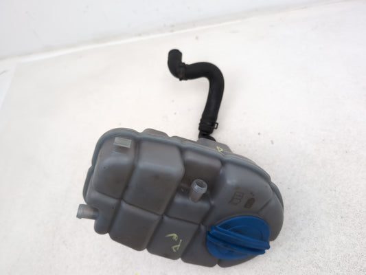 Audi A6 Se Tdi Radiator Expansion Tank 4g0121403g 2011-2018 - photo 2