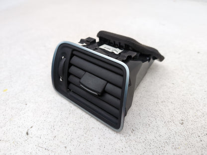 Volkswagen Passat Highline Drivers Side Front Dash Air Vent 3ac819702a 2010-2014 - photo 2
