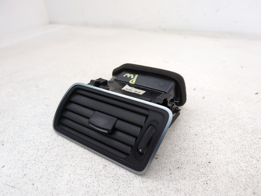 Volkswagen Passat Highline Dashboard Air Vent Grill Front Left Passenger Side - photo 2