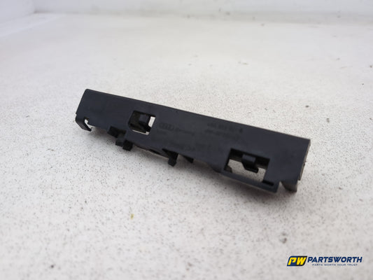 Audi A6 Se Tdi Side Skirt Holder Front Left Passenger Side 4g0853921b 2011-2018 - photo 2