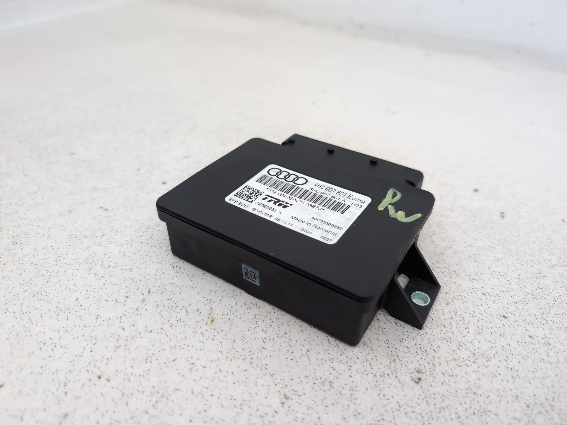 Audi A6 Se Tdi Electric Parking Hand Brake Control Module Ecu 4h0907801e - photo 2