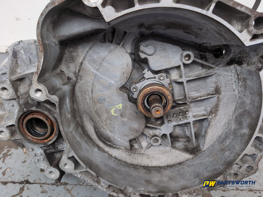 Vauxhall Insignia Zafira Corsa Astra 1.8l Petrol Manual Gearbox 983085 - photo 2