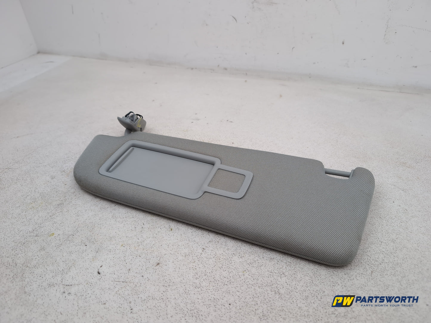 Audi A6 Se Tdi Sun Visor Lh Passenger Side 2011-2018 - photo 2