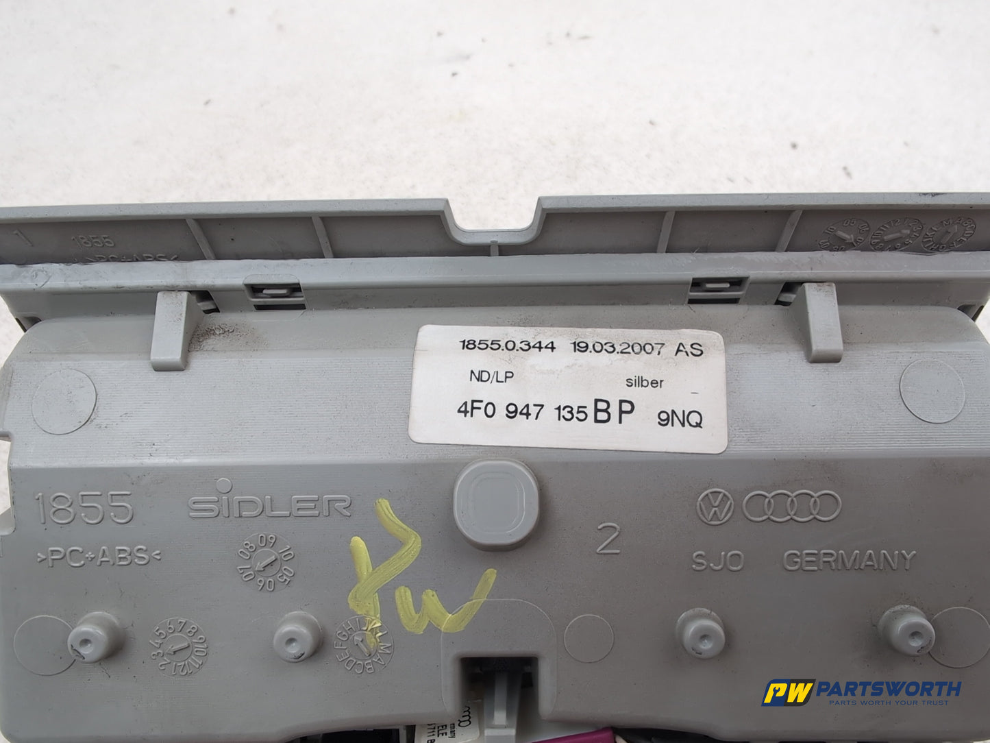 Audi A6 Se Tdi Quattro A Reading Lights Front 4f0947135bp 2005-2008 - photo 6