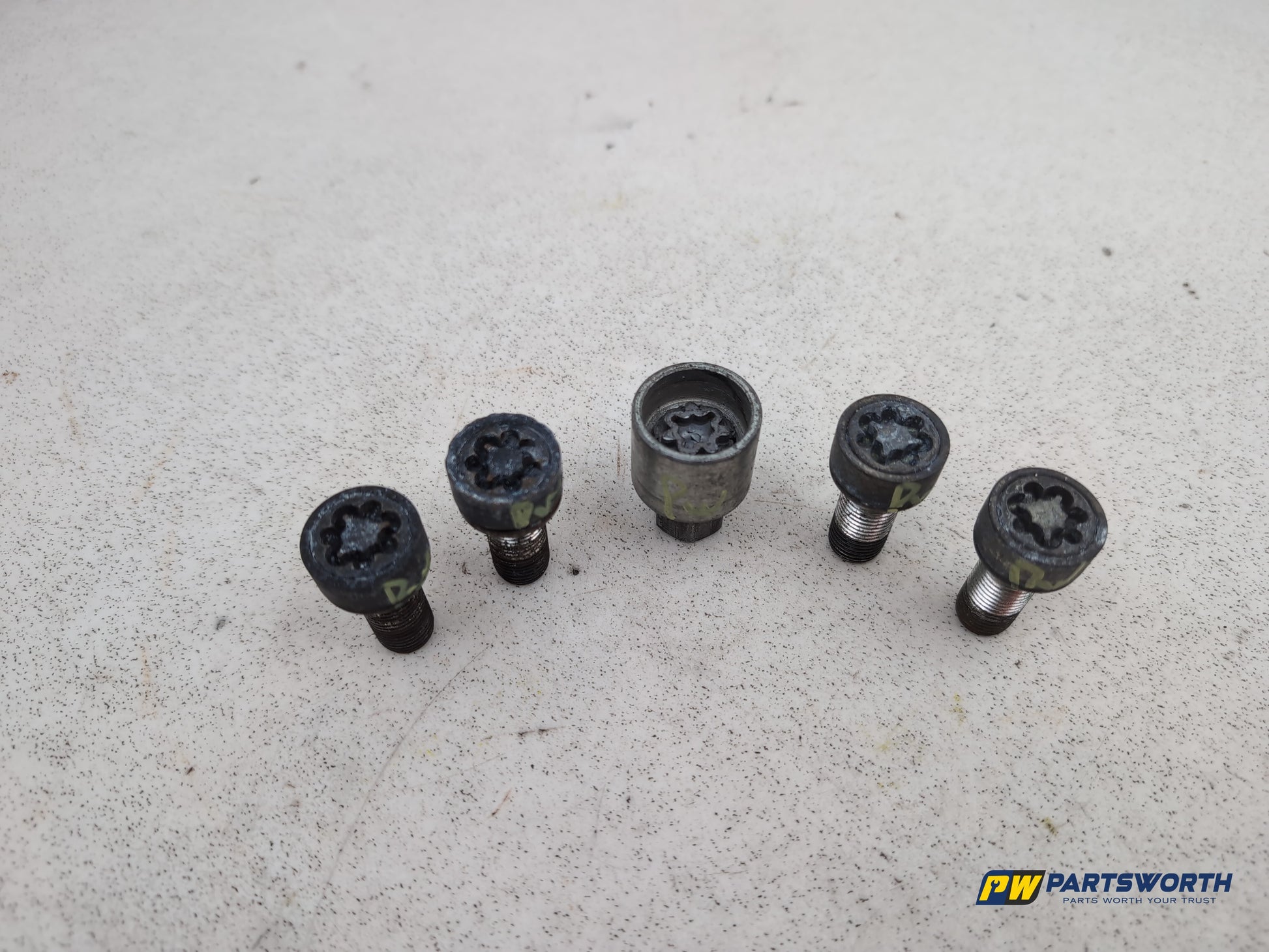 Audi A6 Se Tdi Quattro A Wheel Locking Nut Bolt Set 2005-2011 - photo 2