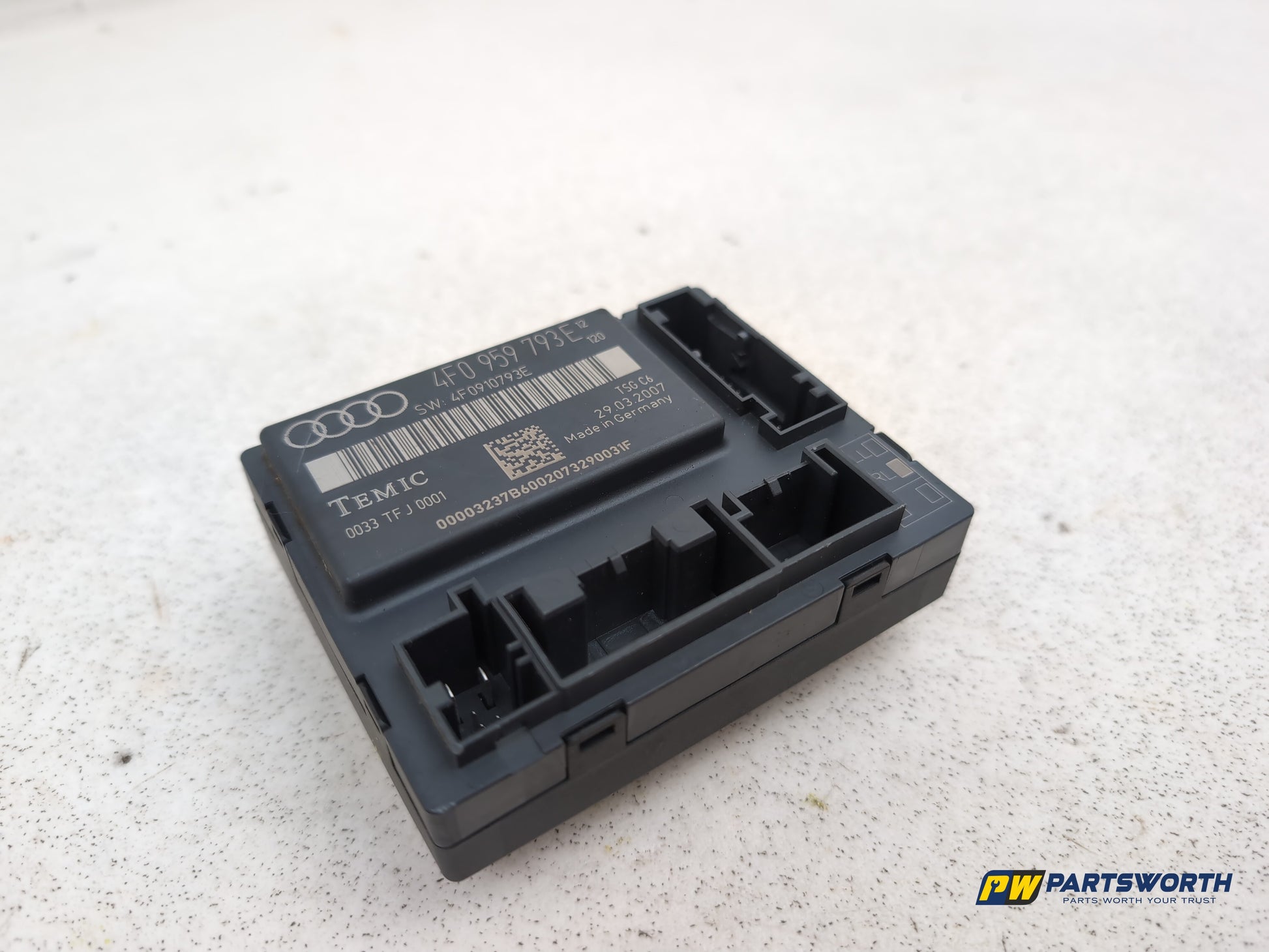 Audi A6 Se Tdi Quattro A Driver Side Front Door Control Module 4f0959793e - photo 2