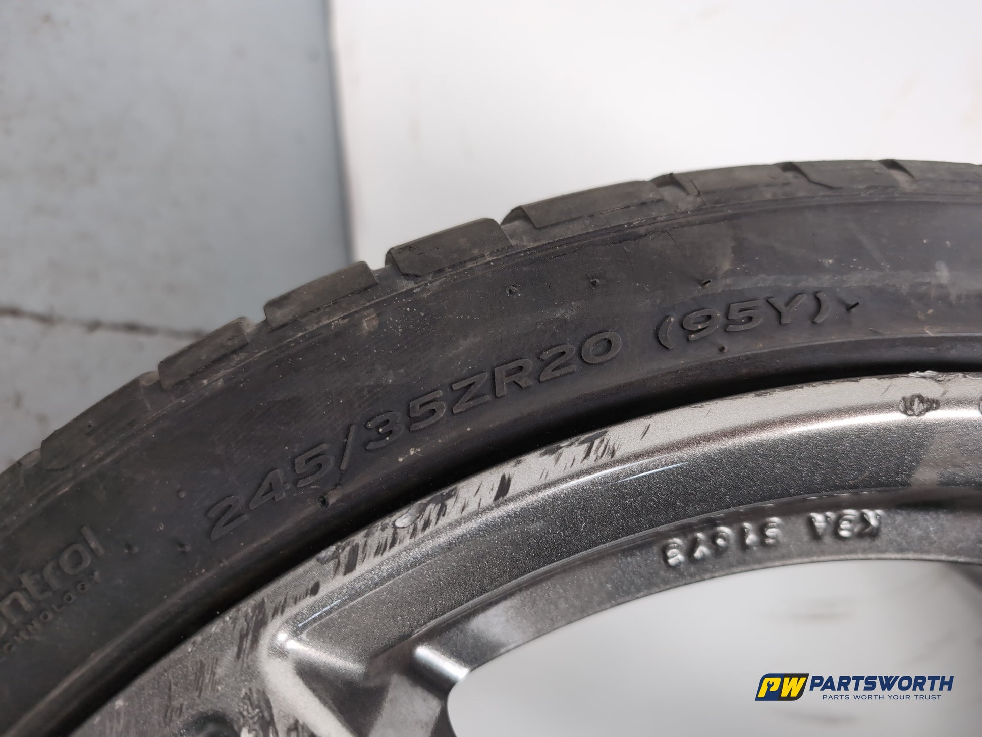 Vauxhall Insignia Sri Vx-Line Nav T D Set Of Alloy Wheels With Tyres 245/35 R20 - photo 8