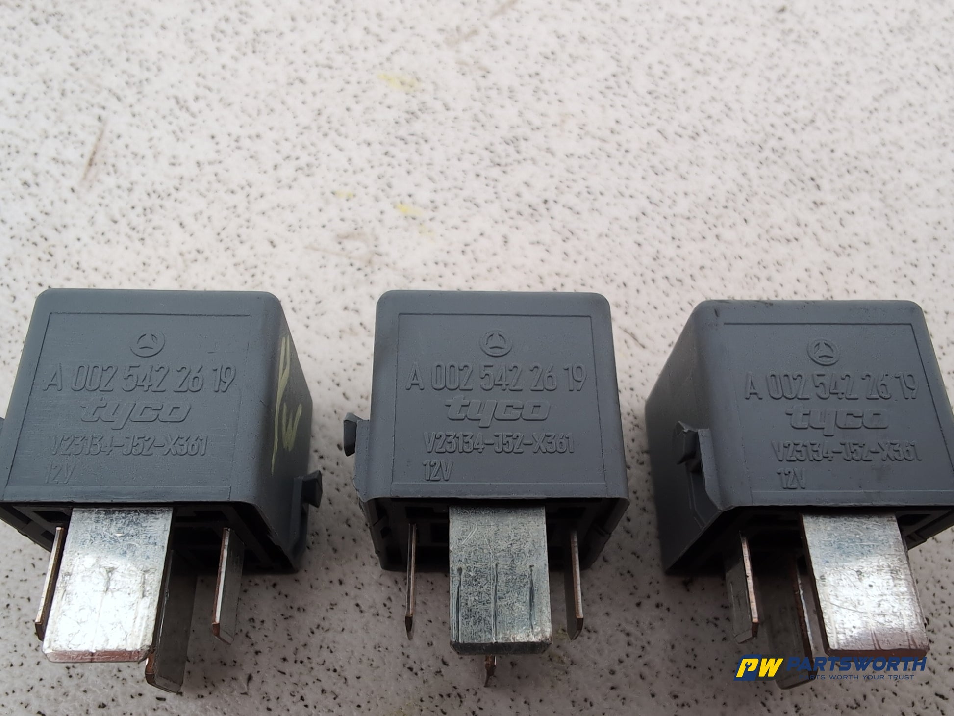 Fuse and Relay Box 1 2