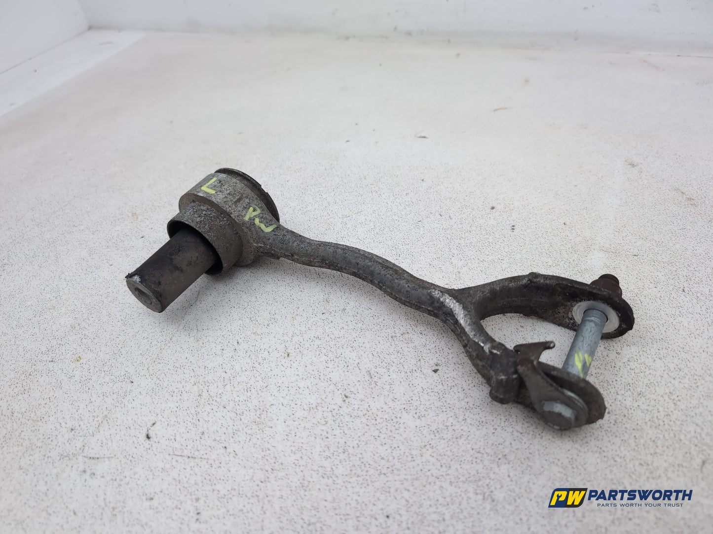 Jaguar Xe Prestige D Auto Rear Passenger Side Wishbone Control Arm 2015-2021 - photo 2