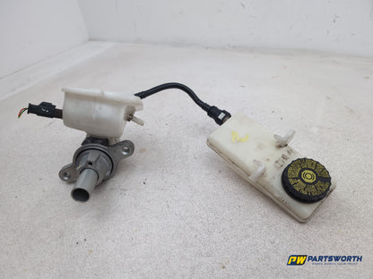 Citroen C4 Vtr+ Hdi Brake Master Cylinder 2006 And Reservoirs 2010-2013 - photo 2