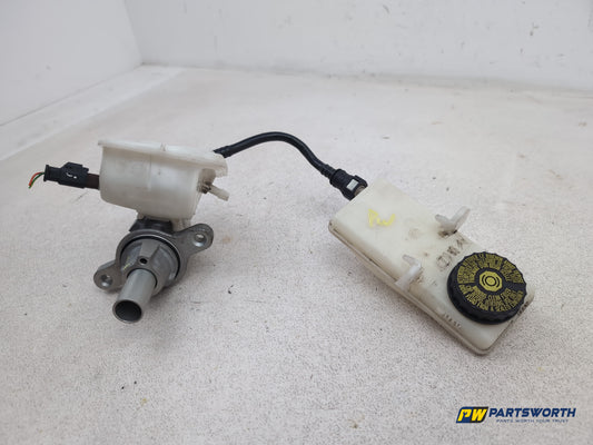 Citroen C4 Vtr+ Hdi Brake Master Cylinder 2006 And Reservoirs 2010-2013 - photo 2