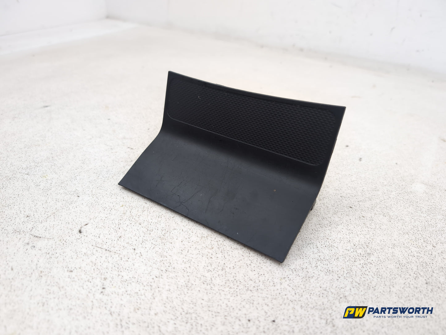 Hyundai Ix35 Style 2wd Crdi 134 Storage Compartment Tray 846312s900 2009-2015 - photo 2