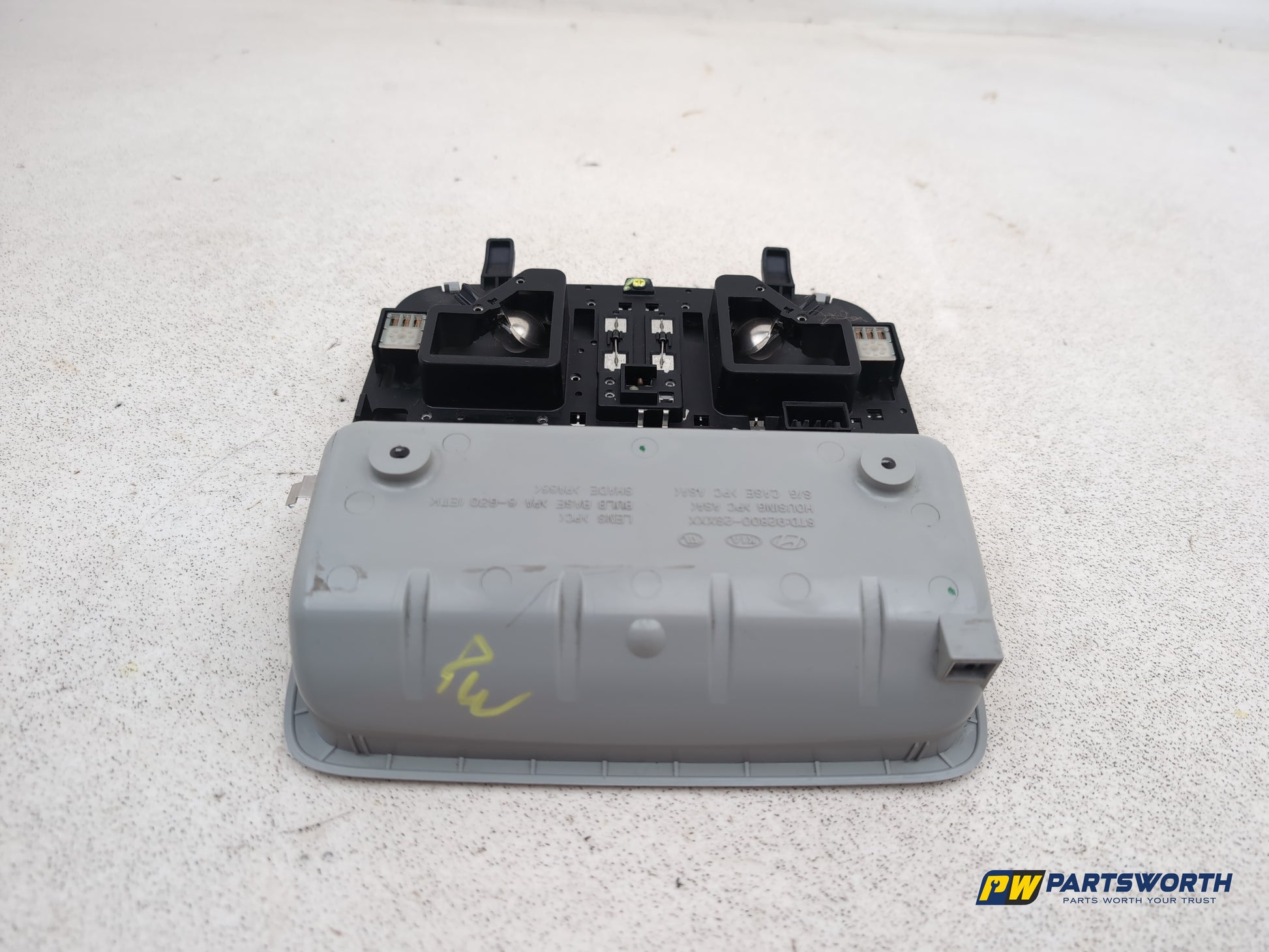 Hyundai Ix35 Style 2wd Crdi 134 Reading Lights Front 928002sxxx 2009-2015 - photo 7