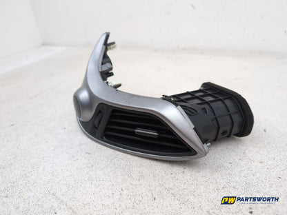Hyundai Ix35 Style 2wd Air Vent Grille Centre Left Passenger Side 974102s900 - photo 2