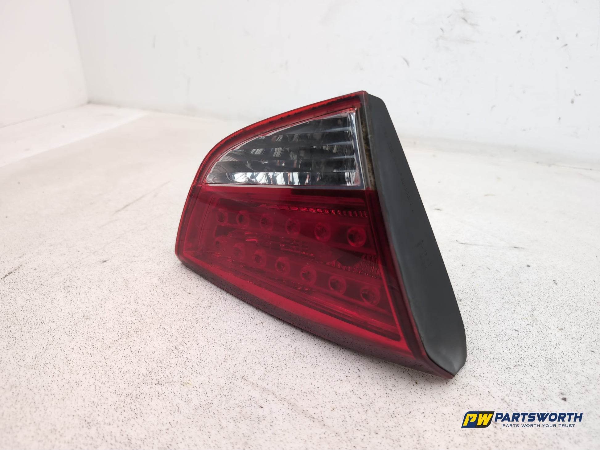 Hyundai Ix35 Style 2wd Crdi Lamp Assembly Rear Inner Lh Passenger Side 924052y0 - photo 2