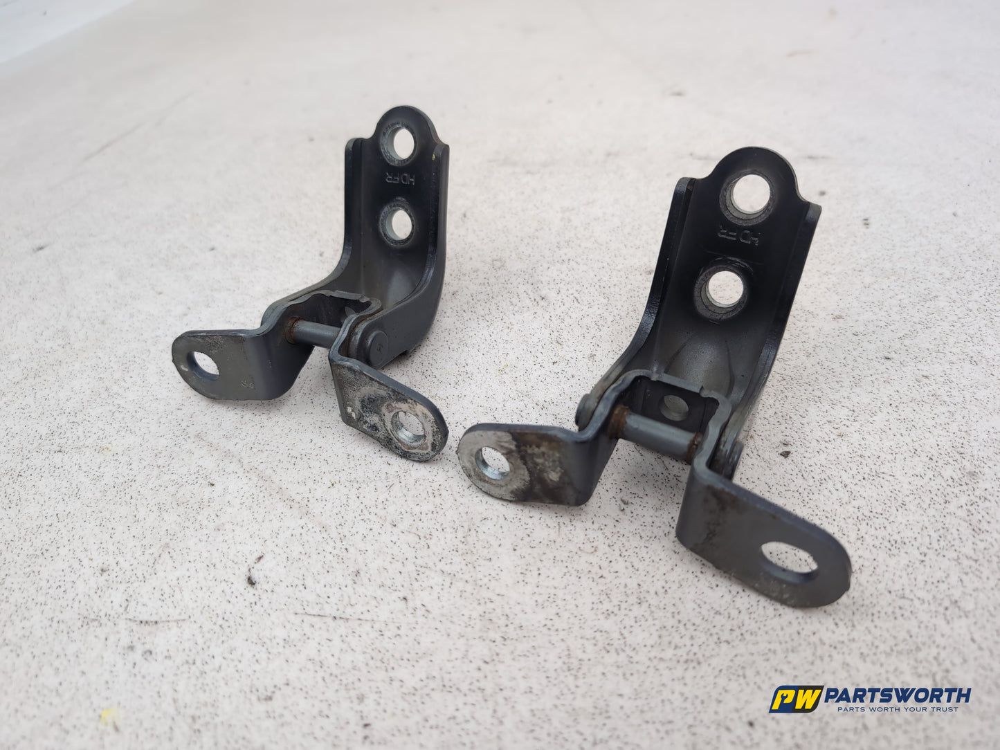 Hyundai Ix35 Style 2wd Crdi 134 Front Door Hinge Pair Rh Driver Side 2009-2015 - photo 2