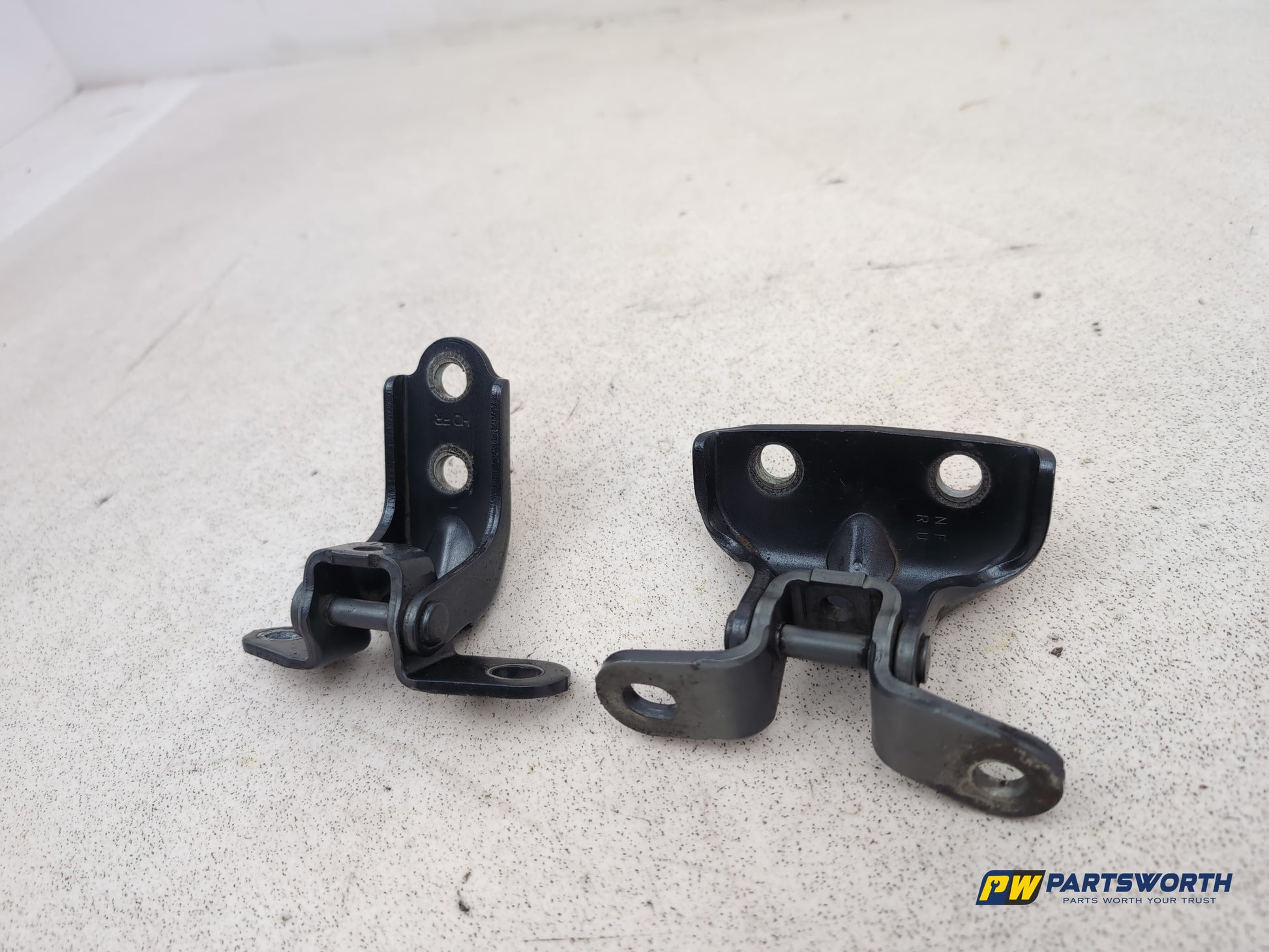 Hyundai Ix35 Style 2wd Crdi Door Back Hinge Lh Left Passenger Side 2009-2015 - photo 2