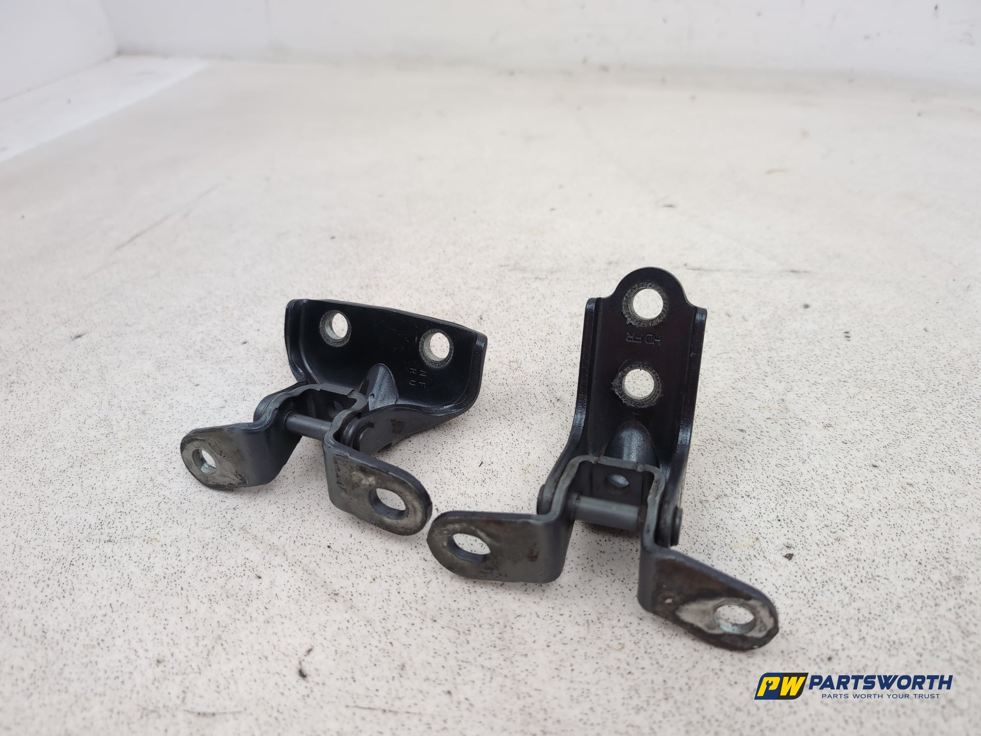 Hyundai Ix35 Style 2wd Crdi 134 Door Back Hinge Rh Right Driver Side 2009-2015 - photo 2
