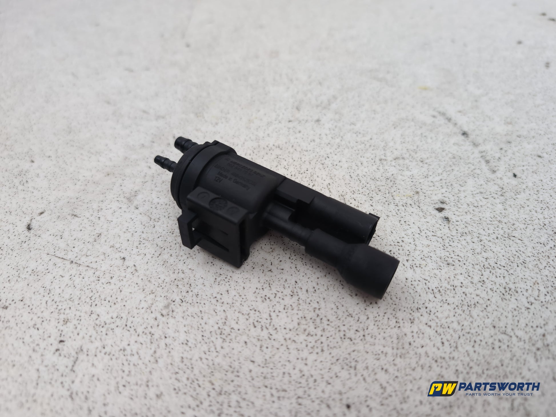 Mercedes-Benz C250 Amg Sport Air Pump Valve Pressure Electric Change Over Sensor - photo 2