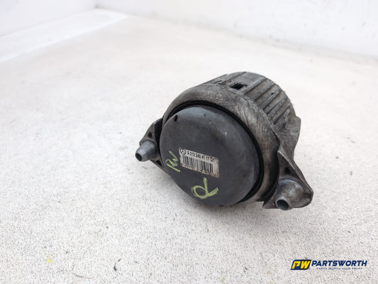 Mercedes-Benz C250 Amg Sport Ed125 Cdi Bcy A Engine Mounting Rh A2122404117q1 - photo 2