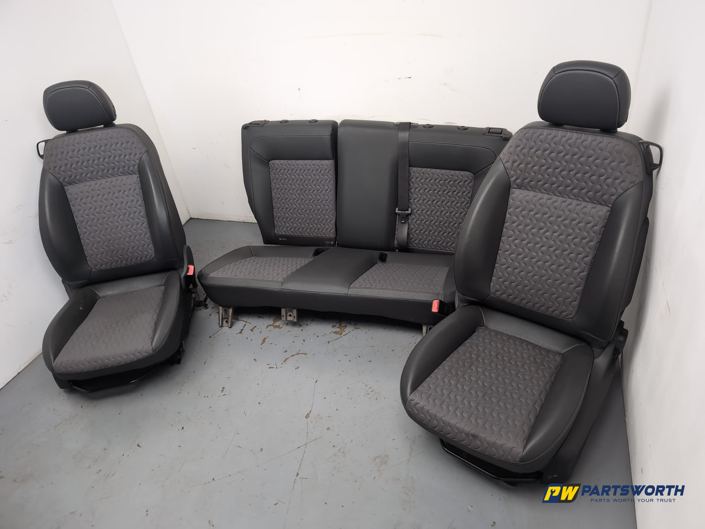 Vauxhall Corsa Se Front Left Right And Rear Seat Set 2006-2014 - photo 2