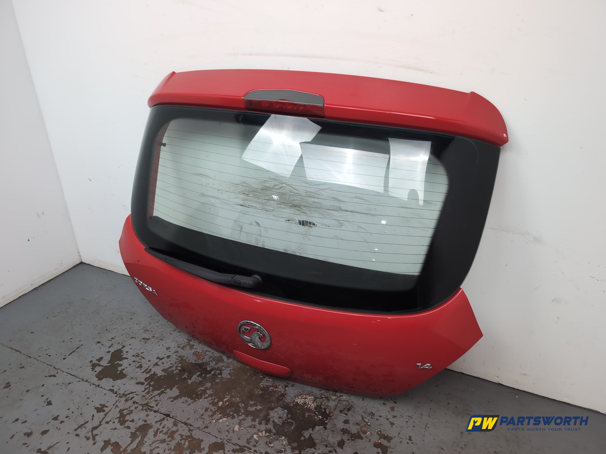 Vauxhall Corsa Se Boot Lid Red Z547 2006-2014 - photo 2