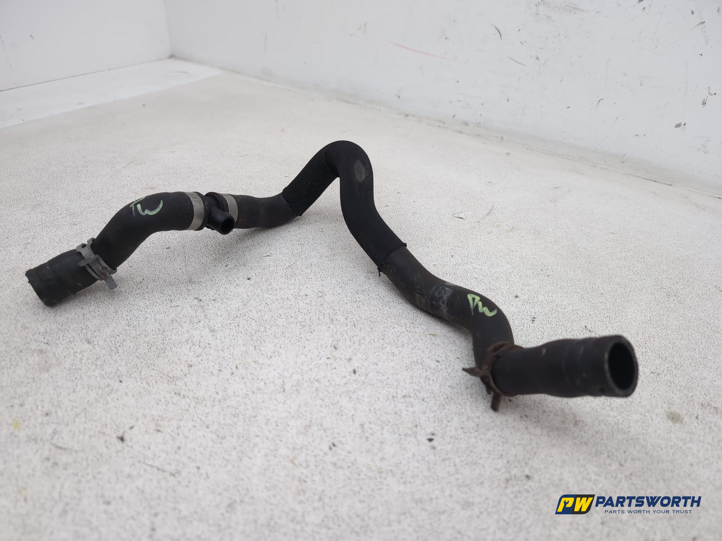 Ford Kuga Titanium X 4x4 Tdci Auto Water Coolant Pipe Av618c351bf 2012-2019 - photo 2