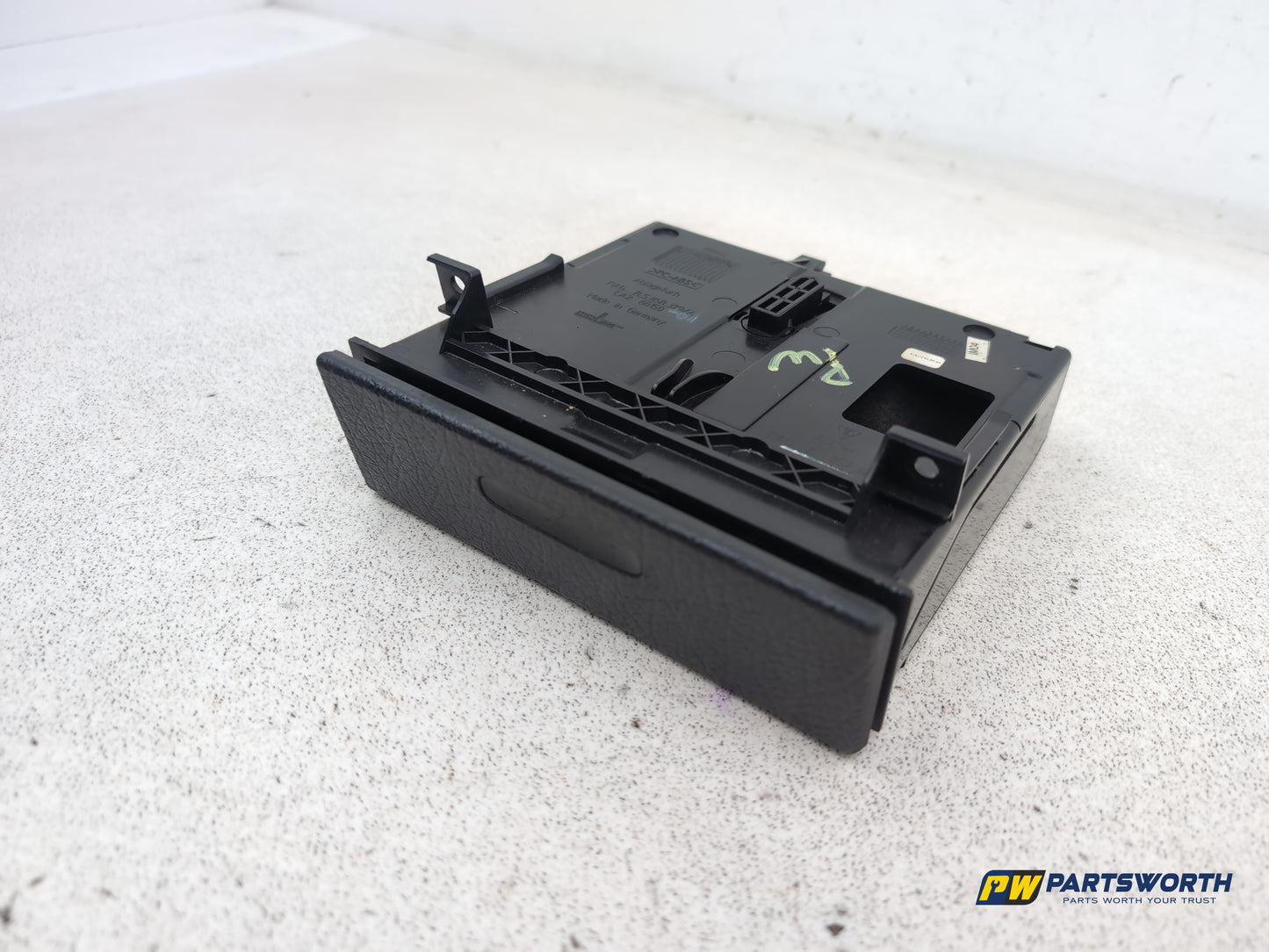 Porsche Cayenne Tiptronic S Centre Console Storage Tray 7l5857321 2003-2010 - photo 2