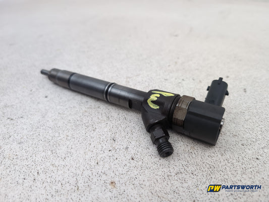 Hyundai I40 Style Crdi Fuel Injector 338002a800 2011-2019 - photo 2
