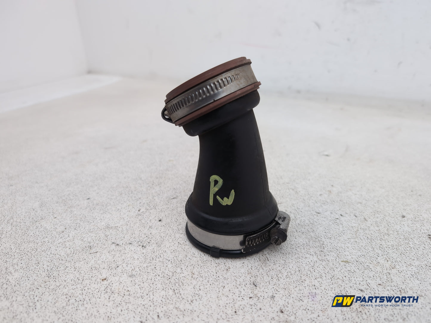 Ford Kuga Titanium X 4x4 Tdci Auto Turbo Air Intake Pipe N07011c170 2012-2019 - photo 2