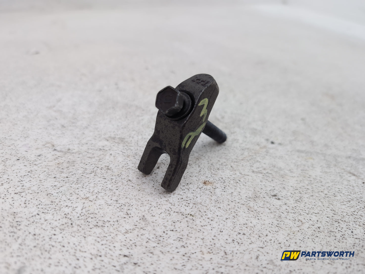Hyundai I40 Style Crdi Injector Bracket Clamp Holder 2011-2019 - photo 2