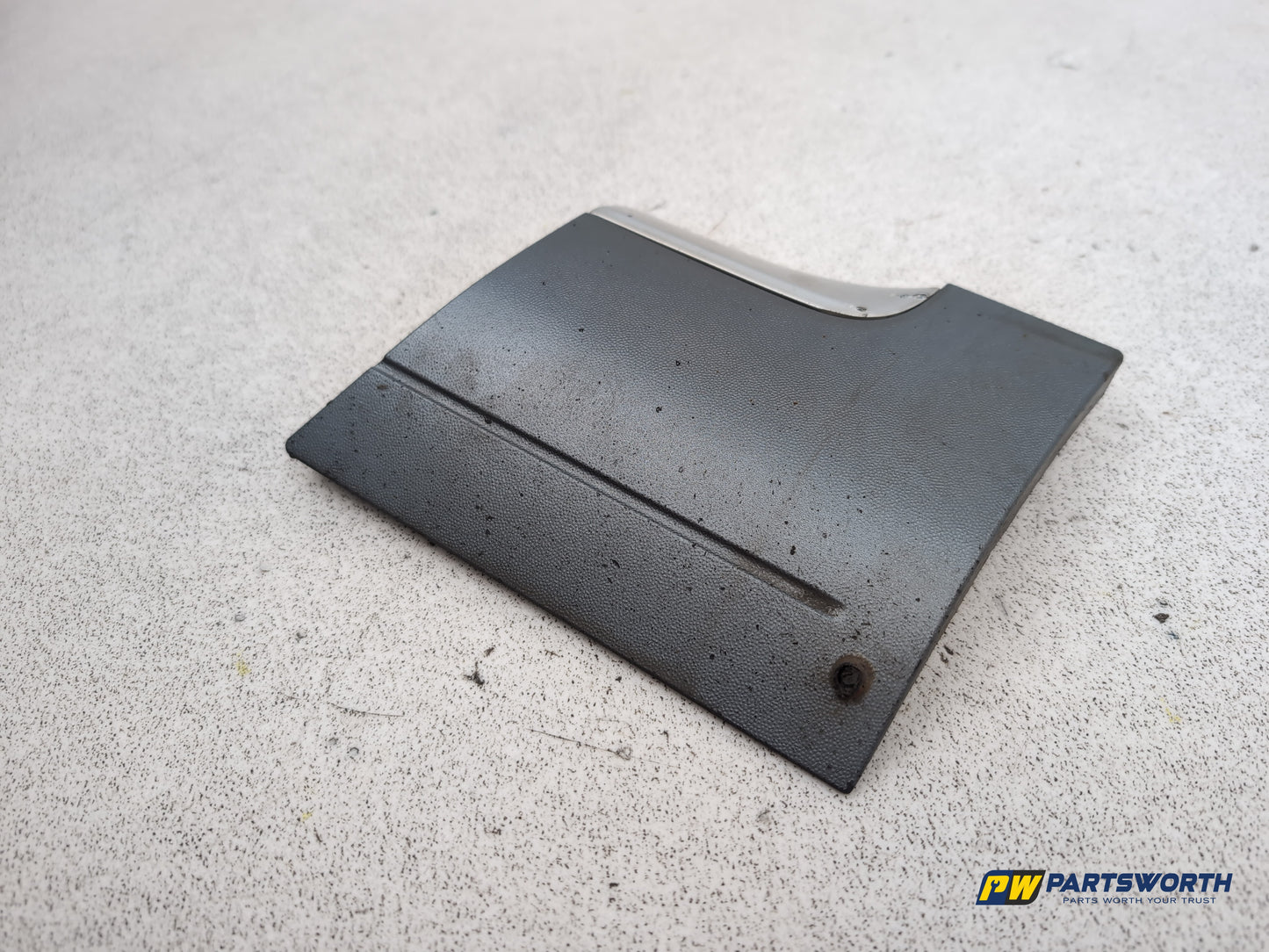 Porsche Cayenne Tiptronic S Driver Side Front Wing Trim 7l5854960 2003-2010 - photo 2