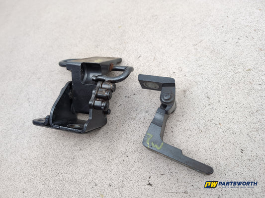 Porsche Cayenne Tiptronic S Lh Passenger Side Front Door Hinge Pair 7l0831411 - photo 2
