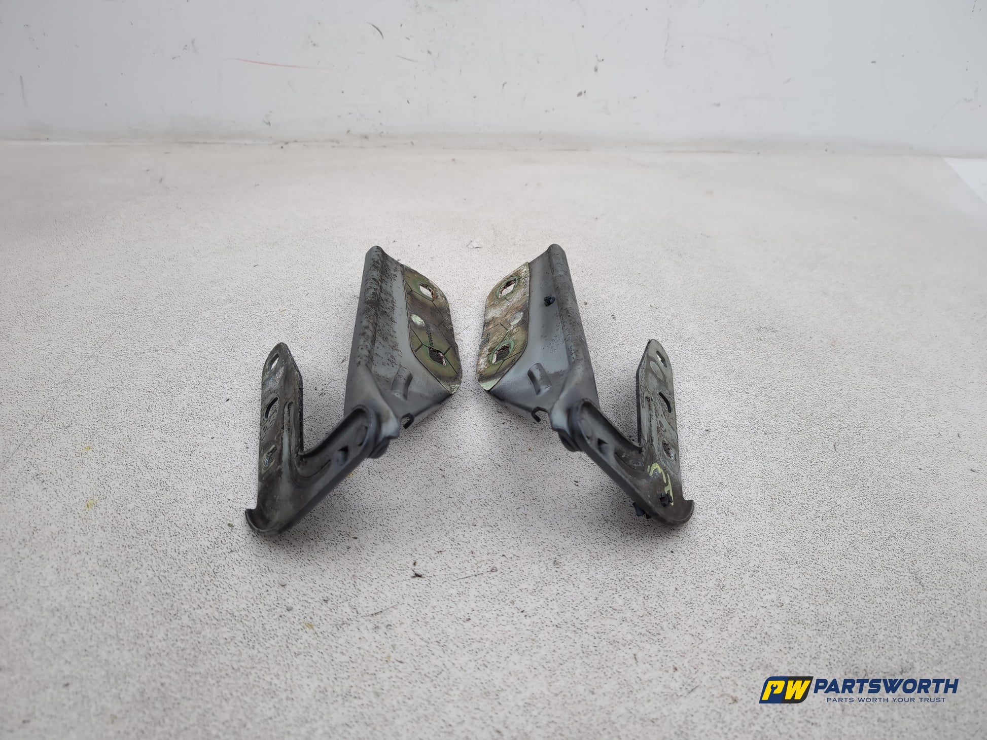 Porsche Cayenne Tiptronic S Bonnet Hinges Pair 7l5823301 2003-2010 - photo 8