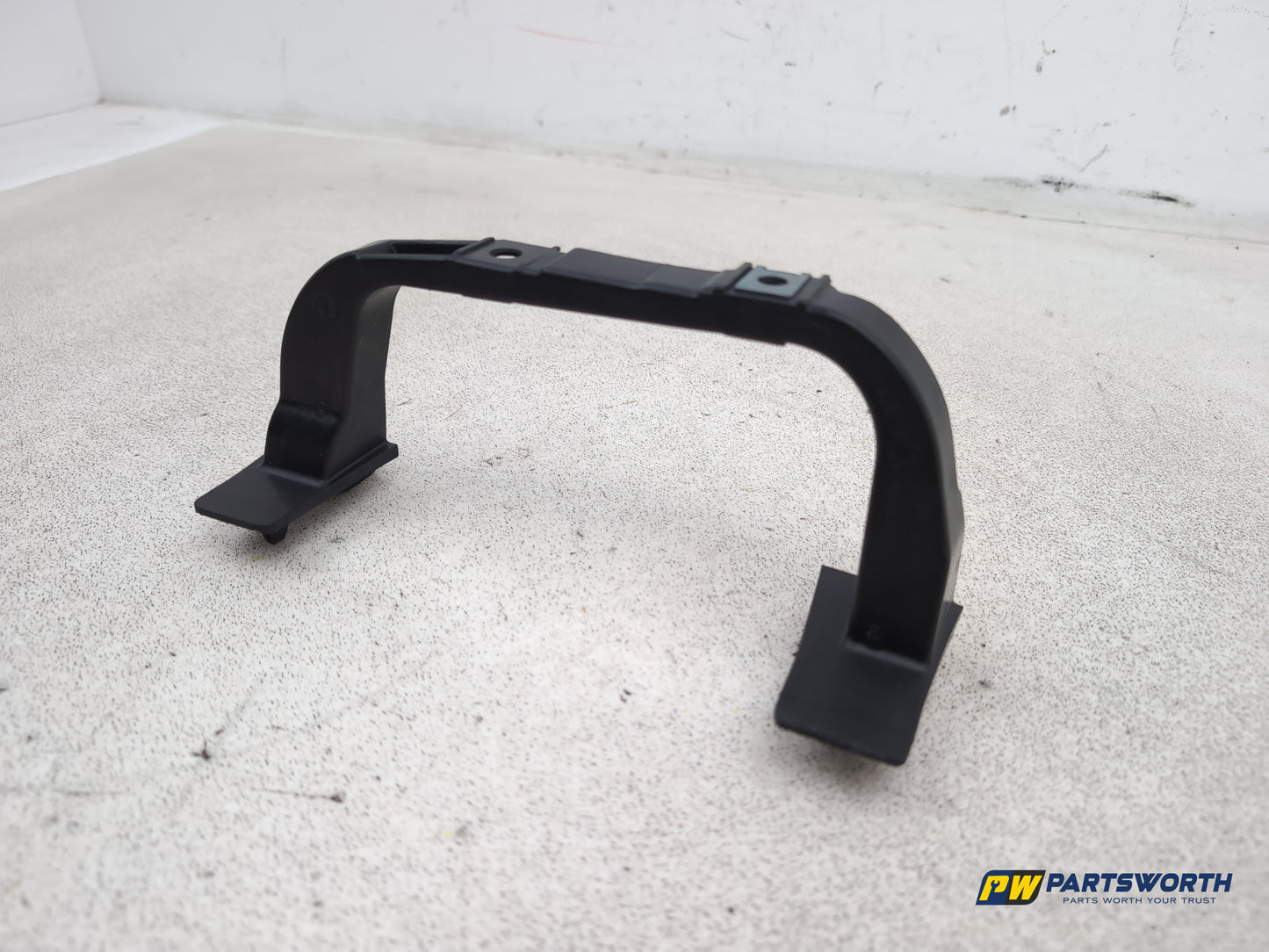 Peugeot 208 Active Front Driver Side Door Handle Holder Bracket 9674497280 - photo 2